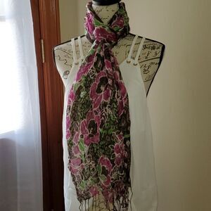 NWOT Delia*s multi-colored floral scarf